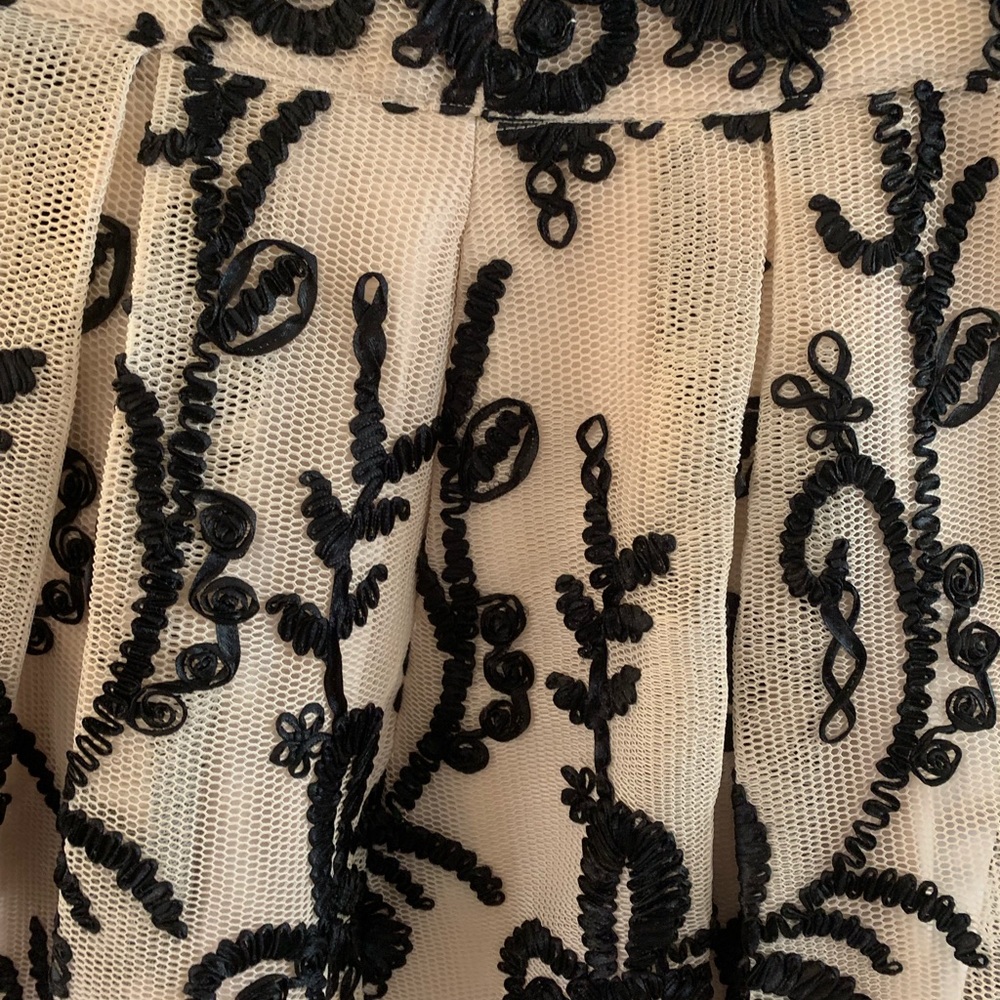 NWT Anthropologie tulles skirt size medium - Picture 7 of 8
